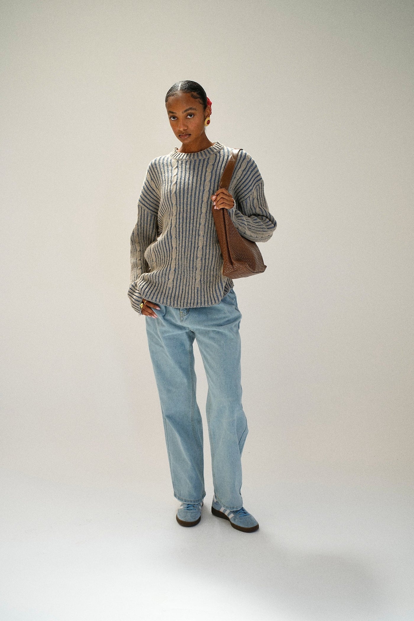 COUNTRY CABLE KNIT