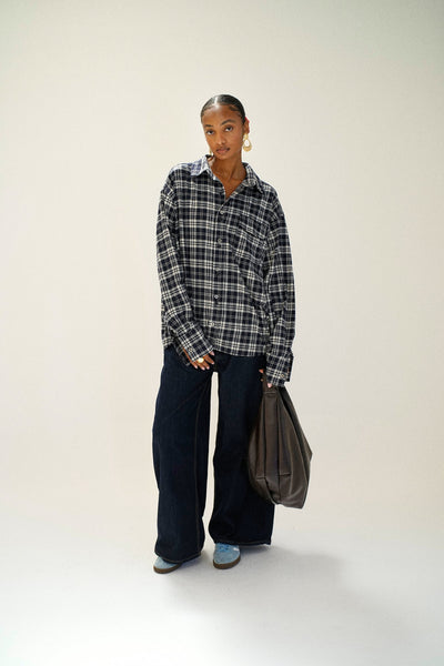 OVERSIZED PLAID SHIRT
