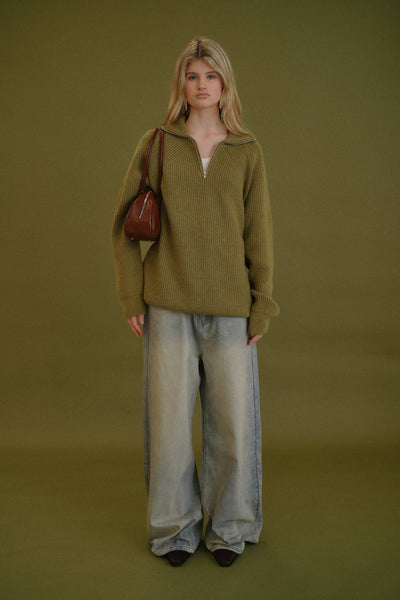 AUGUST KNIT SWEATSHIRT