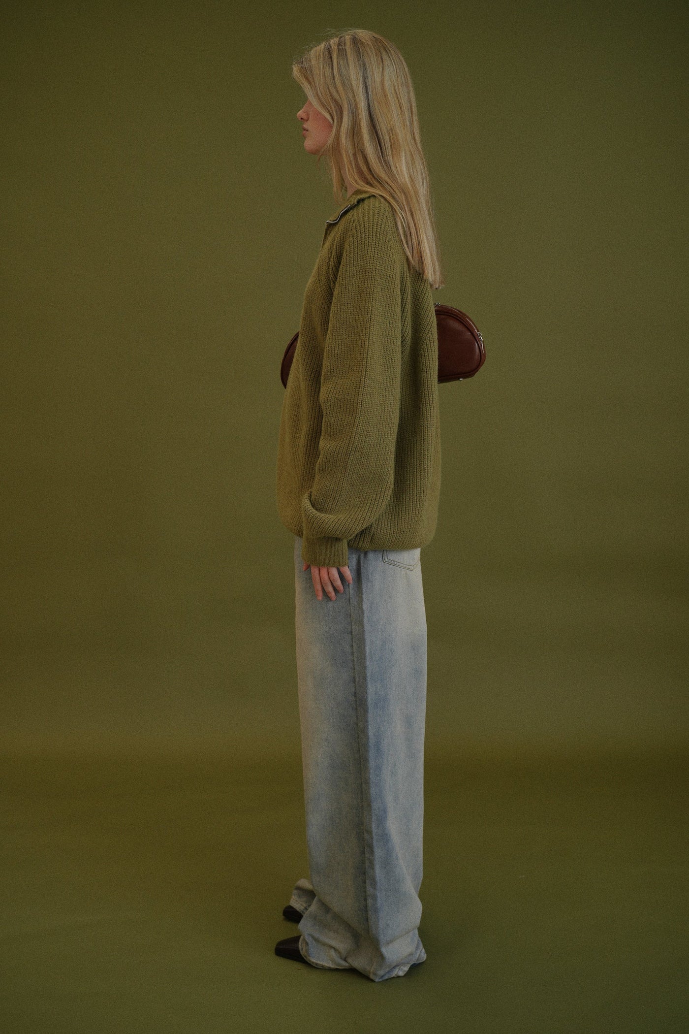 AUGUST KNIT SWEATSHIRT