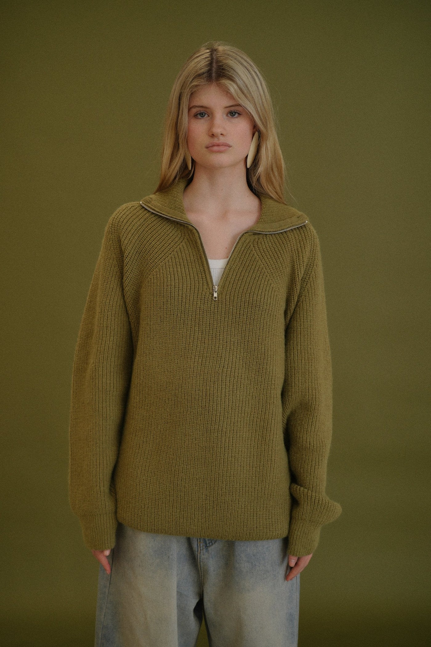 AUGUST KNIT SWEATSHIRT