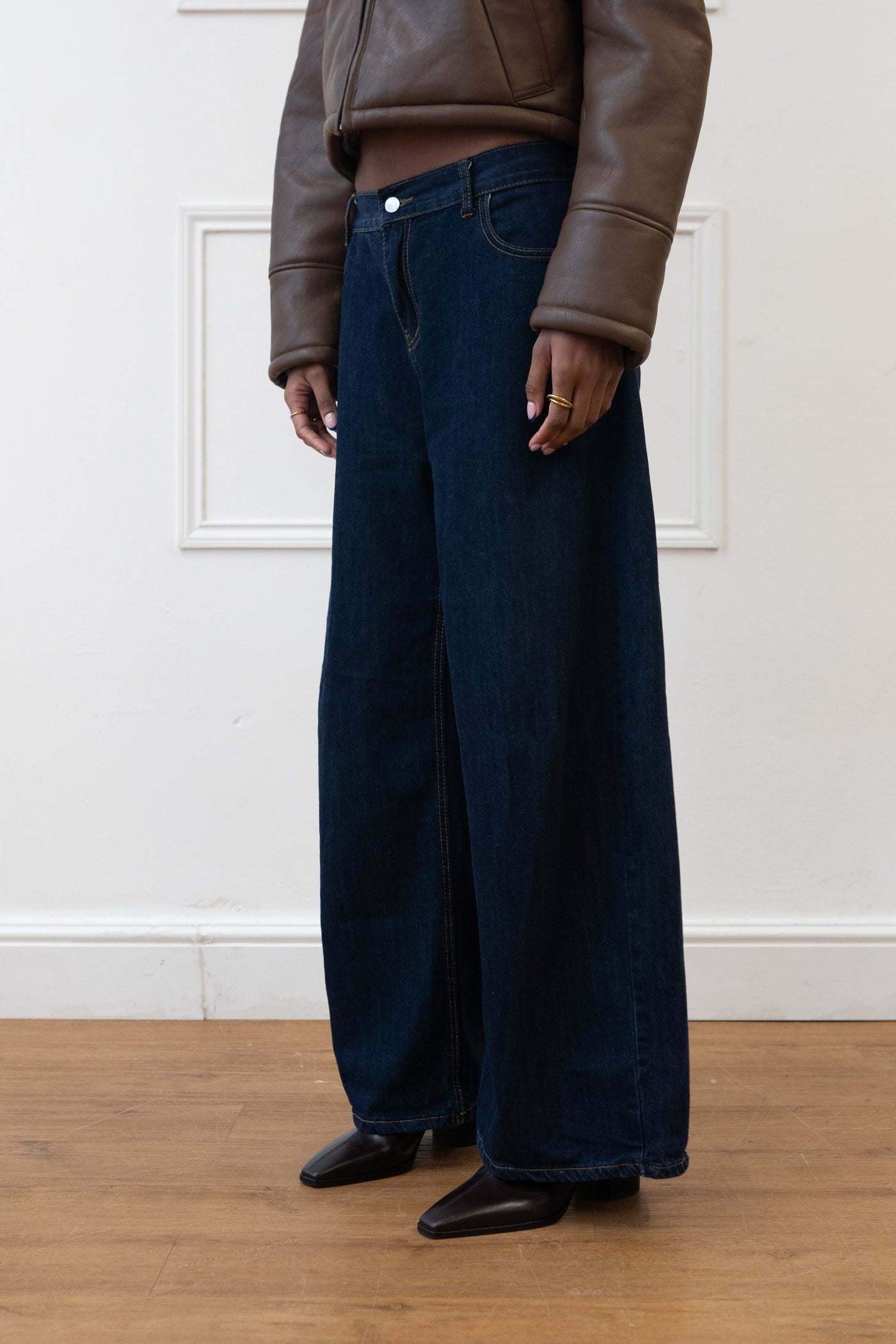 BARREL JEANS