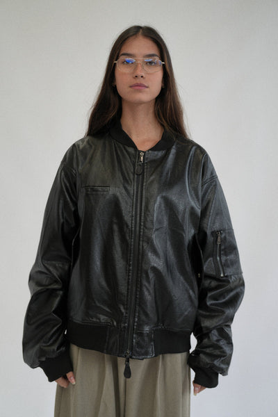 ULTRA LIGHT BOMBER JACKET IN FAUX LEATHER