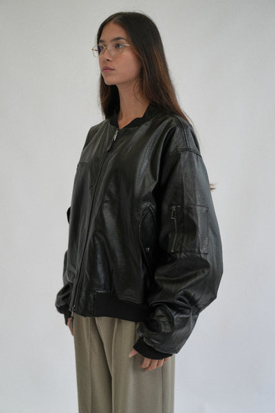 ULTRA LIGHT BOMBER JACKET IN FAUX LEATHER