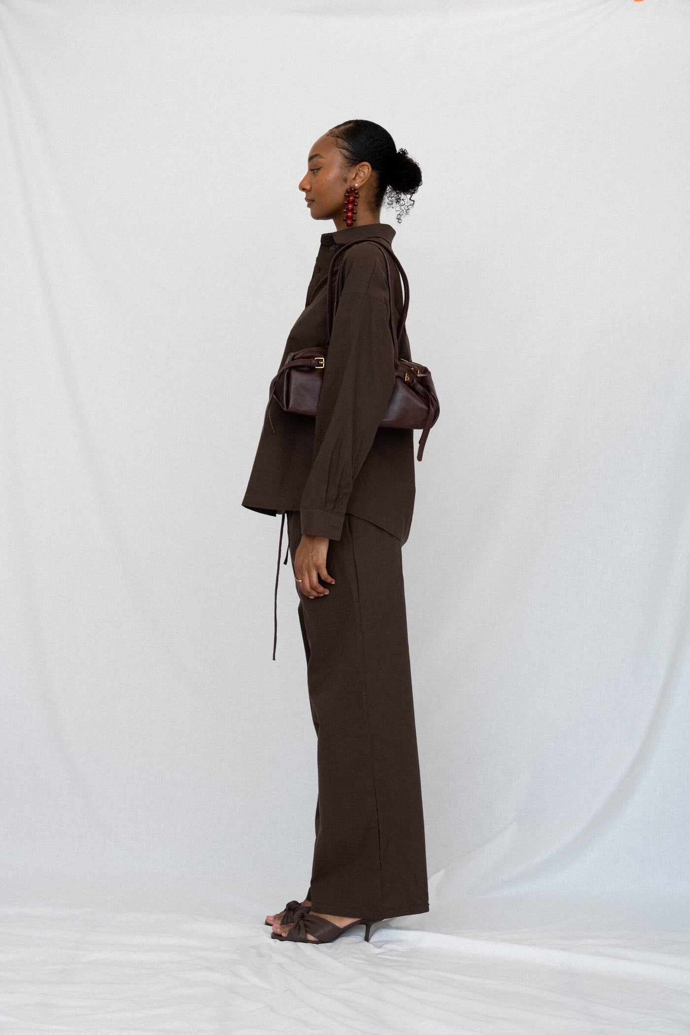 COCOA BUTTONED SET